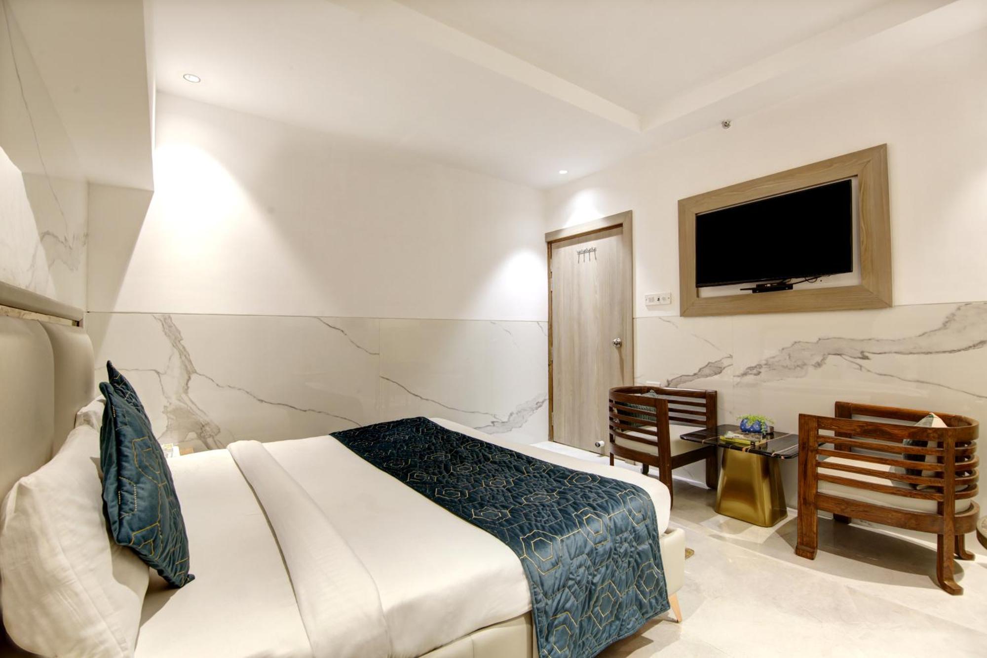 Hotel Delhi 37 By Star Group Near Delhi Airport Нью-Дели Экстерьер фото