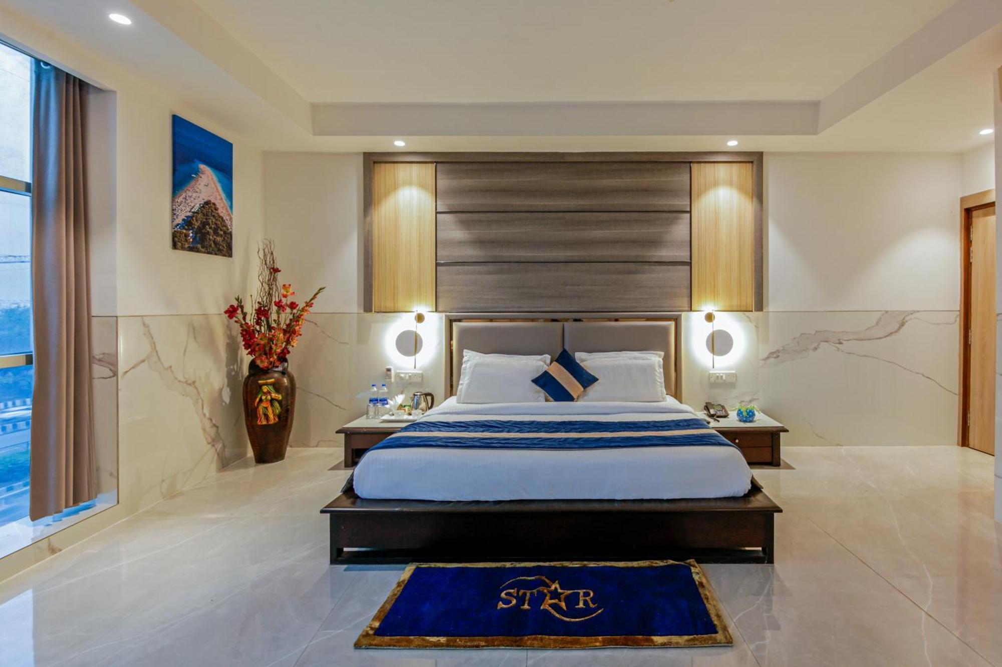 Hotel Delhi 37 By Star Group Near Delhi Airport Нью-Дели Экстерьер фото