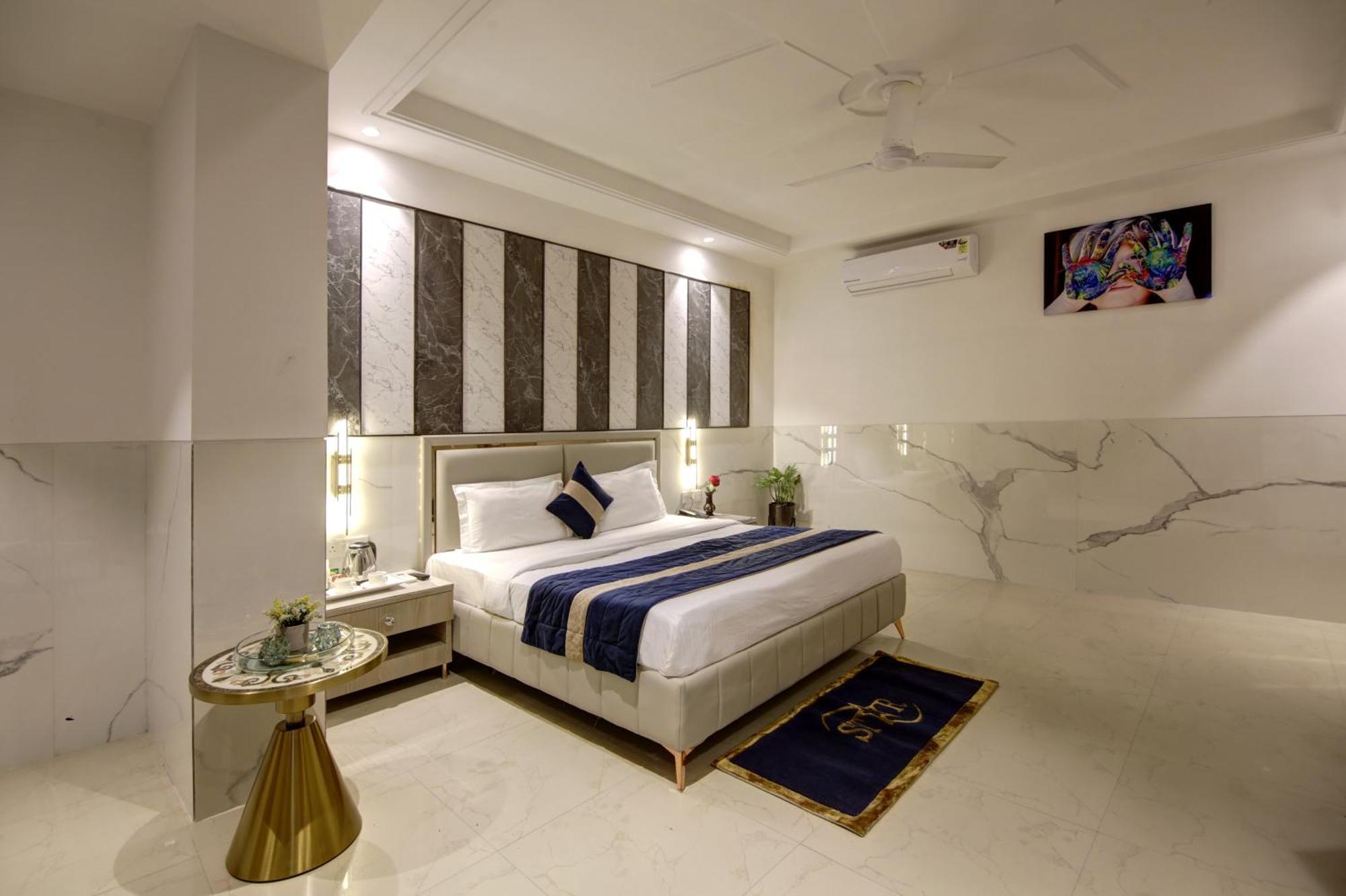 Hotel Delhi 37 By Star Group Near Delhi Airport Нью-Дели Экстерьер фото