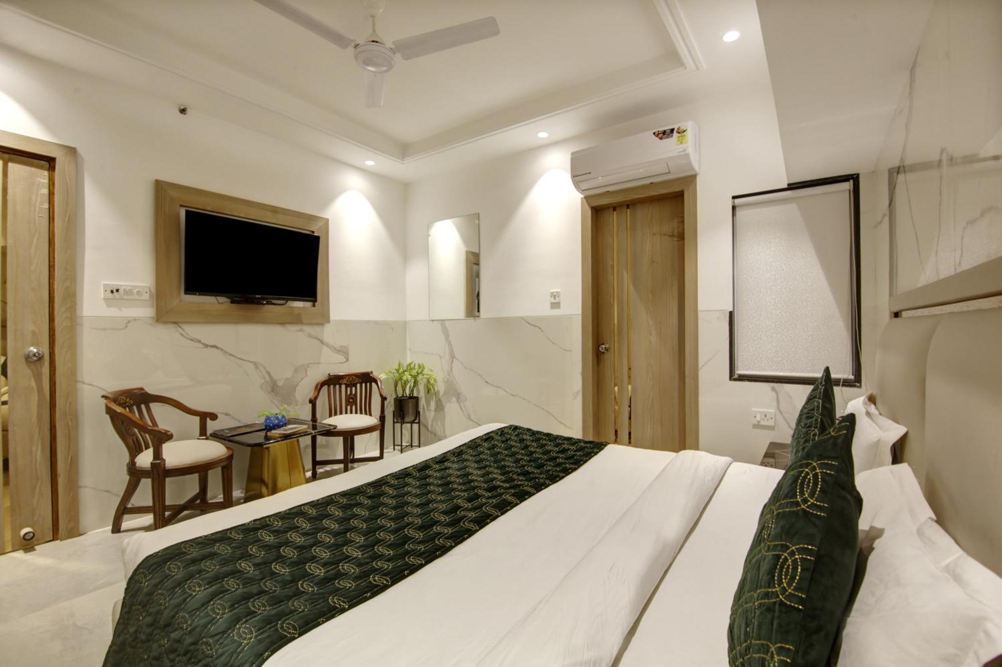 Hotel Delhi 37 By Star Group Near Delhi Airport Нью-Дели Экстерьер фото
